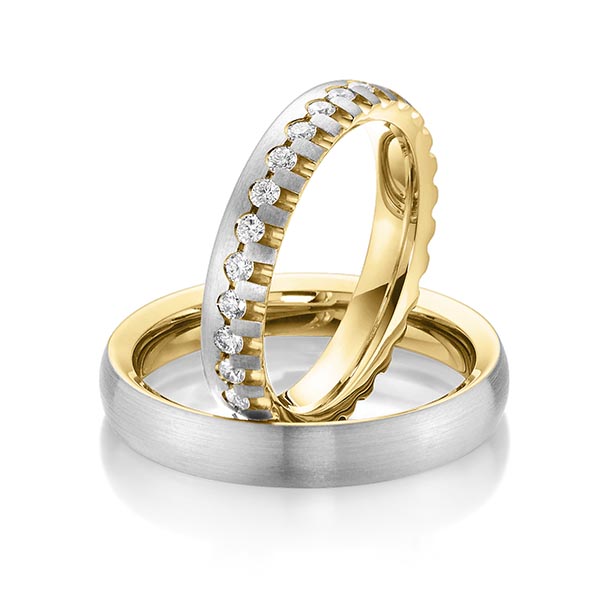 Paar bicolor Memoire-Trauringe/Eheringe in außen Graugold 585 , innen Gelbgold 585 vollausgefasst mit zus. 0,85 ct. Brillant tw, si von Steinberg - Q-1470-10 Paar bicolor Memoire-Trauringe/Eheringe in außen Graugold 585 , innen Gelbgold 585 vollausgefasst mit zus. 0,85 ct. Brillant tw, si von Steinberg - Q-1470-10
