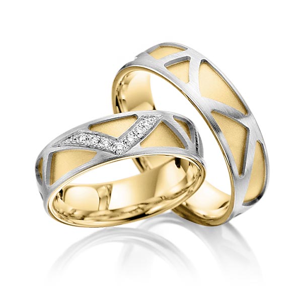 Paar bicolor Trauringe/Eheringe in außen Graugold 585 , innen Gelbgold 585 mit zus. 0,07 ct. Brillant tw, si von Steinberg - T-1141-1 Paar bicolor Trauringe/Eheringe in außen Graugold 585 , innen Gelbgold 585 mit zus. 0,07 ct. Brillant tw, si von Steinberg - T-1141-1