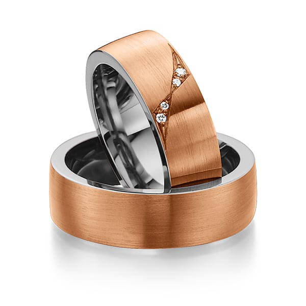 Paar bicolor Trauringe/Eheringe in außen Rotgold 585 , innen Graugold dunkel 585 mit zus. 0,05 ct. Brillant tw, si von 123gold - Y-1303-11 Paar bicolor Trauringe/Eheringe in außen Rotgold 585 , innen Graugold dunkel 585 mit zus. 0,05 ct. Brillant tw, si von 123gold - Y-1303-11