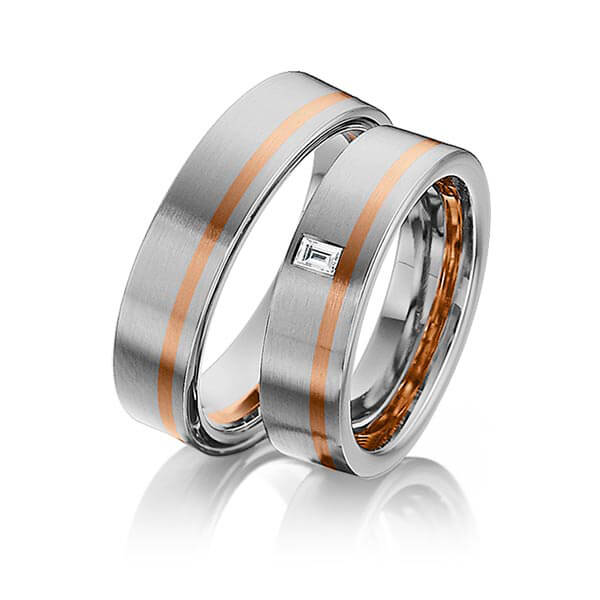 Paar bicolor Trauringe/Eheringe in Graugold dunkel 585 Rotgold 585 mit zus. 0,08 ct. Baguette-Diamant tw, vs von 123gold - Y-1300-16 Paar bicolor Trauringe/Eheringe in Graugold dunkel 585 Rotgold 585 mit zus. 0,08 ct. Baguette-Diamant tw, vs von 123gold - Y-1300-16