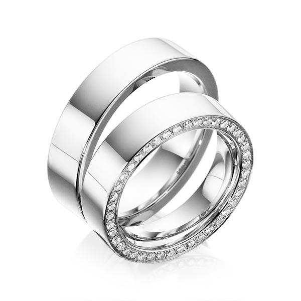 Paar klassische Memoire-Trauringe/Eheringe in Weissgold 585 vollausgefasst mit zus. 0,41 ct. Brillant tw, si von Steinberg - Q-1078-2 Paar klassische Memoire-Trauringe/Eheringe in Weissgold 585 vollausgefasst mit zus. 0,41 ct. Brillant tw, si von Steinberg - Q-1078-2