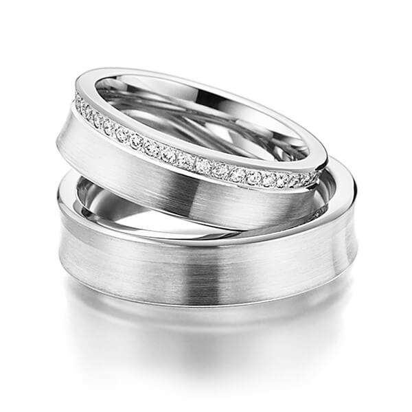 Paar klassische Memoire-Trauringe/Eheringe in Weissgold 585 vollausgefasst mit zus. 0,48 ct. Brillant tw, si von Steinberg - Q-1081-2 Paar klassische Memoire-Trauringe/Eheringe in Weissgold 585 vollausgefasst mit zus. 0,48 ct. Brillant tw, si von Steinberg - Q-1081-2