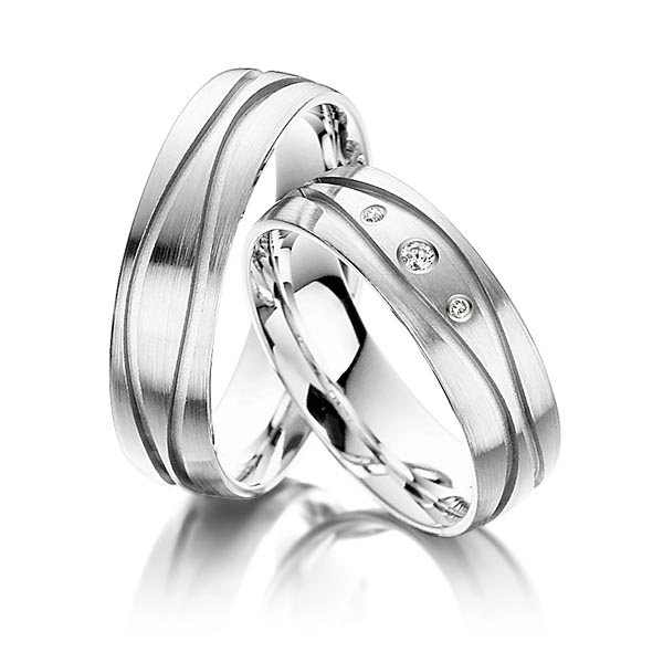 Paar klassische Trauringe/Eheringe in außen Weißgold 585 , innen Weißgold 585 mit zus. 0,04 ct. Brillant tw, si von Steinberg - T-1062-6 Paar klassische Trauringe/Eheringe in außen Weißgold 585 , innen Weißgold 585 mit zus. 0,04 ct. Brillant tw, si von Steinberg - T-1062-6