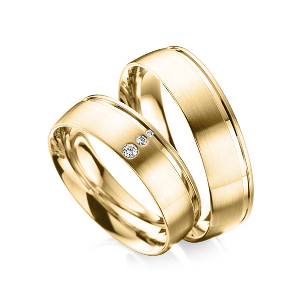 Paar klassische Trauringe/Eheringe in Gelbgold 585 mit zus. 0,035 ct. Brillant tw, vs tw, si von acredo - A-6022-5 Paar klassische Trauringe/Eheringe in Gelbgold 585 mit zus. 0,035 ct. Brillant tw, vs tw, si von acredo - A-6022-5