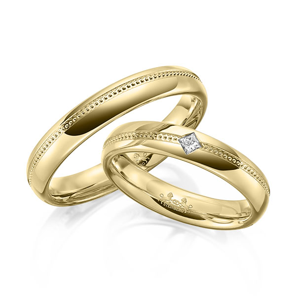Paar klassische Trauringe/Eheringe in Gelbgold 585 mit zus. 0,06 ct. Prinzess-Diamant tw, si von Steinberg - Q-1655-1 Paar klassische Trauringe/Eheringe in Gelbgold 585 mit zus. 0,06 ct. Prinzess-Diamant tw, si von Steinberg - Q-1655-1