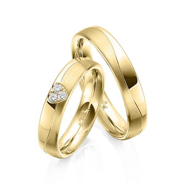Paar klassische Trauringe/Eheringe in Gelbgold 585 mit zus. 0,075 ct. Brillant tw, si von Steinberg - Q-1612-2 Paar klassische Trauringe/Eheringe in Gelbgold 585 mit zus. 0,075 ct. Brillant tw, si von Steinberg - Q-1612-2