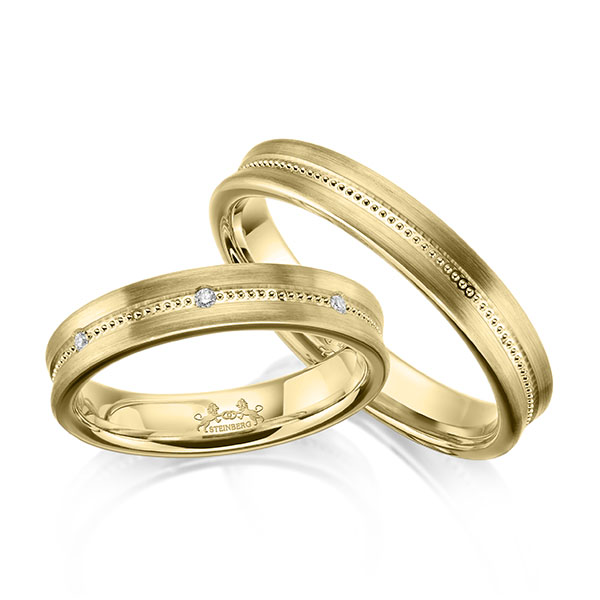 Paar klassische Trauringe/Eheringe in Gelbgold 585 mit zus. 0,07 ct. Brillant tw, si von Steinberg - Q-1654-1 Paar klassische Trauringe/Eheringe in Gelbgold 585 mit zus. 0,07 ct. Brillant tw, si von Steinberg - Q-1654-1