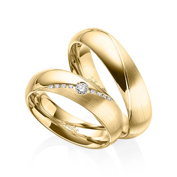 Paar klassische Trauringe/Eheringe in Gelbgold 585 mit zus. 0,09 ct. Brillant tw, si von Steinberg - Q-1574-6 Paar klassische Trauringe/Eheringe in Gelbgold 585 mit zus. 0,09 ct. Brillant tw, si von Steinberg - Q-1574-6