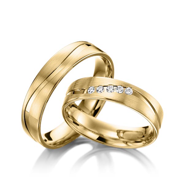 Paar klassische Trauringe/Eheringe in Gelbgold 585 mit zus. 0,1 ct. Brillant tw, si von Steinberg - T-1089-7 Paar klassische Trauringe/Eheringe in Gelbgold 585 mit zus. 0,1 ct. Brillant tw, si von Steinberg - T-1089-7
