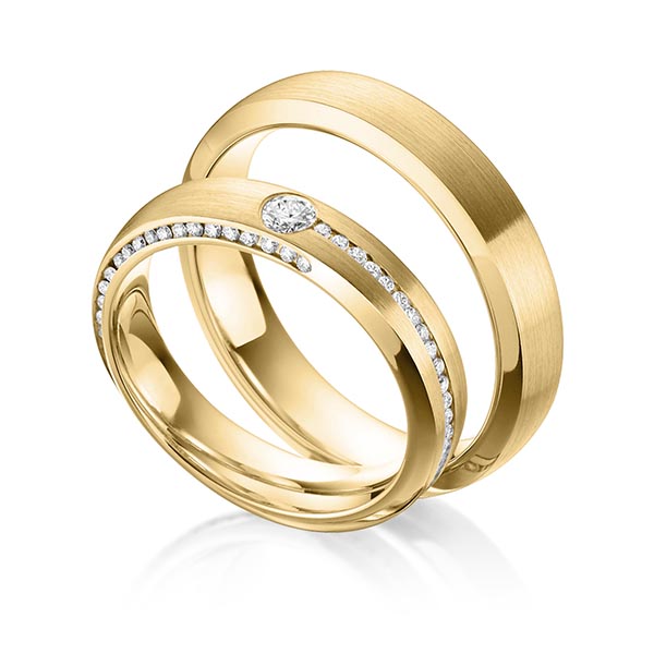 Paar klassische Trauringe/Eheringe in Gelbgold 585 mit zus. 0,39 ct. Brillant tw, si von Steinberg - Q-1476-2 Paar klassische Trauringe/Eheringe in Gelbgold 585 mit zus. 0,39 ct. Brillant tw, si von Steinberg - Q-1476-2