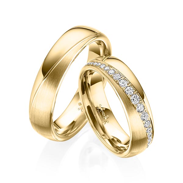 Paar klassische Trauringe/Eheringe in Gelbgold 585 mit zus. 0,652 ct. Brillant tw, si von Steinberg - Q-1577-6 Paar klassische Trauringe/Eheringe in Gelbgold 585 mit zus. 0,652 ct. Brillant tw, si von Steinberg - Q-1577-6
