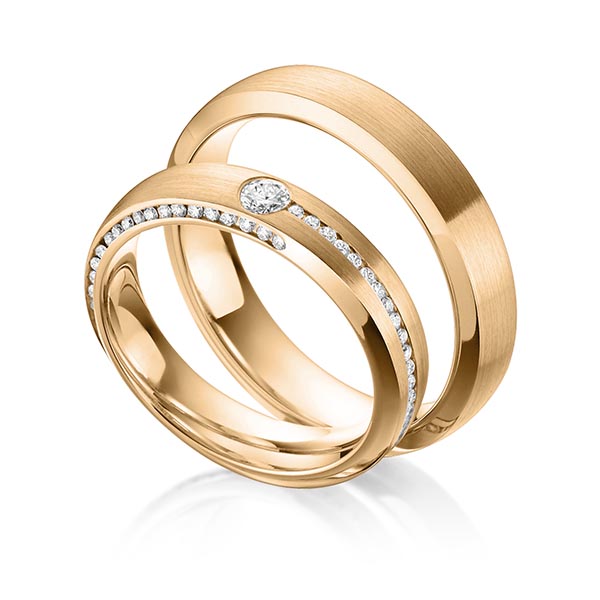 Paar klassische Trauringe/Eheringe in Roségold 585 mit zus. 0,39 ct. Brillant tw, si von Steinberg - Q-1476-4 Paar klassische Trauringe/Eheringe in Roségold 585 mit zus. 0,39 ct. Brillant tw, si von Steinberg - Q-1476-4
