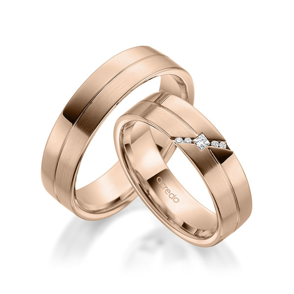 Paar klassische Trauringe/Eheringe in Rotgold 585 mit zus. 0,05 ct. Prinzess-Diamant & Brillant tw, si von acredo - A-1954-5 Paar klassische Trauringe/Eheringe in Rotgold 585 mit zus. 0,05 ct. Prinzess-Diamant & Brillant tw, si von acredo - A-1954-5