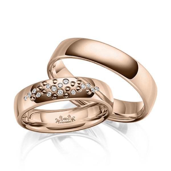 Paar klassische Trauringe/Eheringe in Rotgold 585 mit zus. 0,084 ct. Brillant w, si von Steinberg - Q-1665-3 Paar klassische Trauringe/Eheringe in Rotgold 585 mit zus. 0,084 ct. Brillant w, si von Steinberg - Q-1665-3