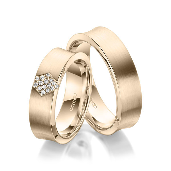 Paar klassische Trauringe/Eheringe in Signature Gold 585 mit zus. 0,08 ct. Brillant tw, si von acredo - A-1975-6 Paar klassische Trauringe/Eheringe in Signature Gold 585 mit zus. 0,08 ct. Brillant tw, si von acredo - A-1975-6