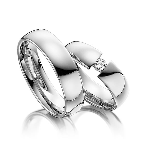 Paar klassische Trauringe/Eheringe in Weissgold 585 mit zus. 0,1 ct. Brillant tw, si von Steinberg - Q-1085-2 Paar klassische Trauringe/Eheringe in Weissgold 585 mit zus. 0,1 ct. Brillant tw, si von Steinberg - Q-1085-2