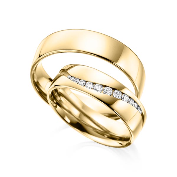 Set klassieke trouwringen in geelgoud 14 kt. met in totaal 0,206 ct. Briljant tw/si van acredo - A-6006-3 Set klassieke trouwringen in geelgoud 14 kt. met in totaal 0,206 ct. Briljant tw/si van acredo - A-6006-3