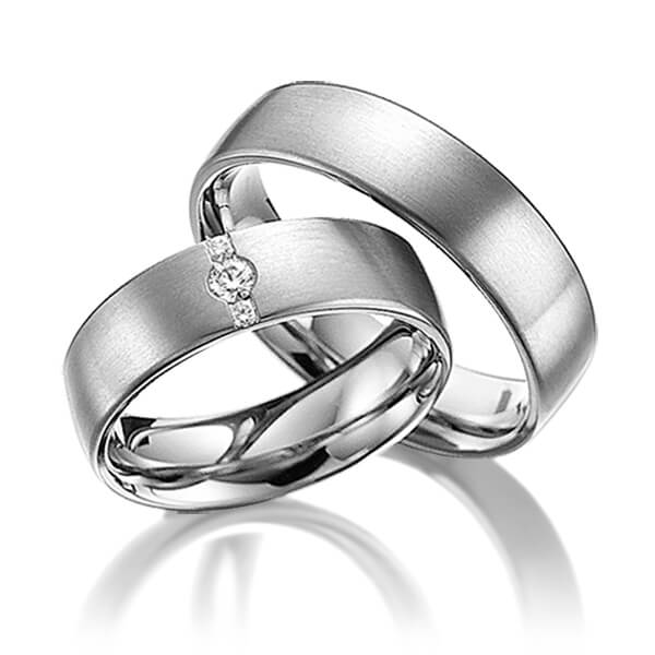 Set klassieke trouwringen in palladium 14 kt. met in totaal 0,1 ct. Briljant tw/si van acredo - A-6001-2 Set klassieke trouwringen in palladium 14 kt. met in totaal 0,1 ct. Briljant tw/si van acredo - A-6001-2