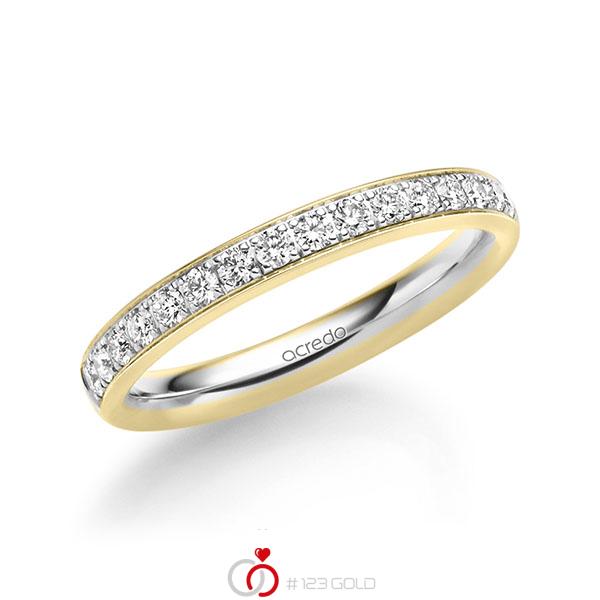Bicolor Memoire-trouwring in geelgoud 14 kt. witgoud 14 kt. half gezet met in totaal 0,4 ct. Briljant tw/si van acredo - A-1727-2 Bicolor Memoire-trouwring in geelgoud 14 kt. witgoud 14 kt. half gezet met in totaal 0,4 ct. Briljant tw/si van acredo - A-1727-2