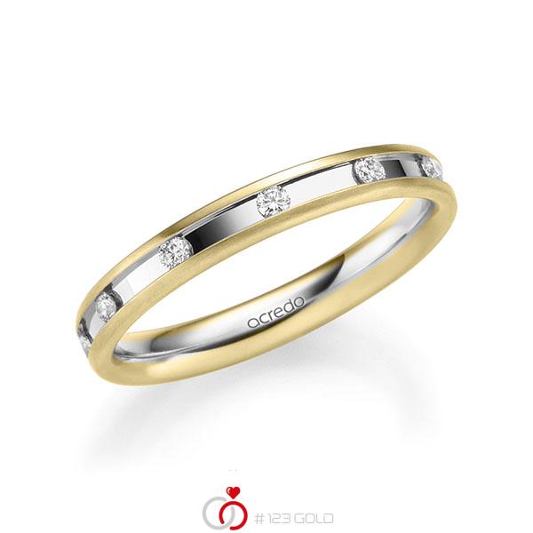 Bicolor trouwring in geelgoud 14 kt. witgoud 14 kt. met in totaal 0,22 ct. Briljant tw/si van acredo - A-2205-1 Bicolor trouwring in geelgoud 14 kt. witgoud 14 kt. met in totaal 0,22 ct. Briljant tw/si van acredo - A-2205-1