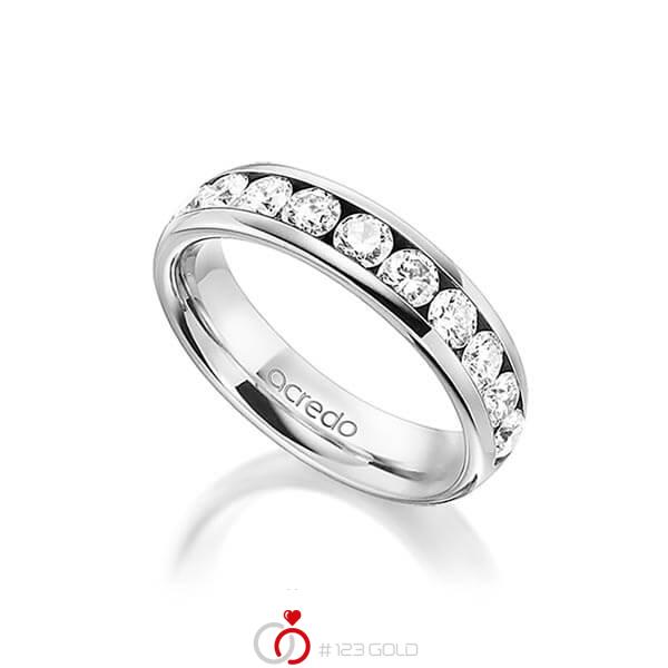 klassischer Memoire-Trauring/Ehering in aussen Weissgold 585 , innen Weissgold 585 halbausgefasst mit zus. 1,1 ct. Brillant tw, si von acredo - A-1558-4 klassischer Memoire-Trauring/Ehering in aussen Weissgold 585 , innen Weissgold 585 halbausgefasst mit zus. 1,1 ct. Brillant tw, si von acredo - A-1558-4