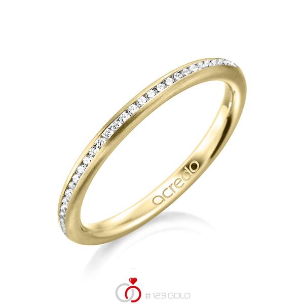 klassischer Memoire-Trauring/Ehering in Gelbgold 585 halbausgefasst mit zus. 0,145 ct. Brillant tw, si von acredo - A-1592-2 klassischer Memoire-Trauring/Ehering in Gelbgold 585 halbausgefasst mit zus. 0,145 ct. Brillant tw, si von acredo - A-1592-2