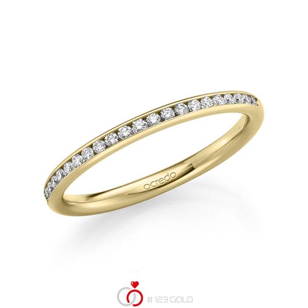 klassischer Memoire-Trauring/Ehering in Gelbgold 585 halbausgefasst mit zus. 0,22 ct. Brillant tw, si von acredo - A-2291-3 klassischer Memoire-Trauring/Ehering in Gelbgold 585 halbausgefasst mit zus. 0,22 ct. Brillant tw, si von acredo - A-2291-3