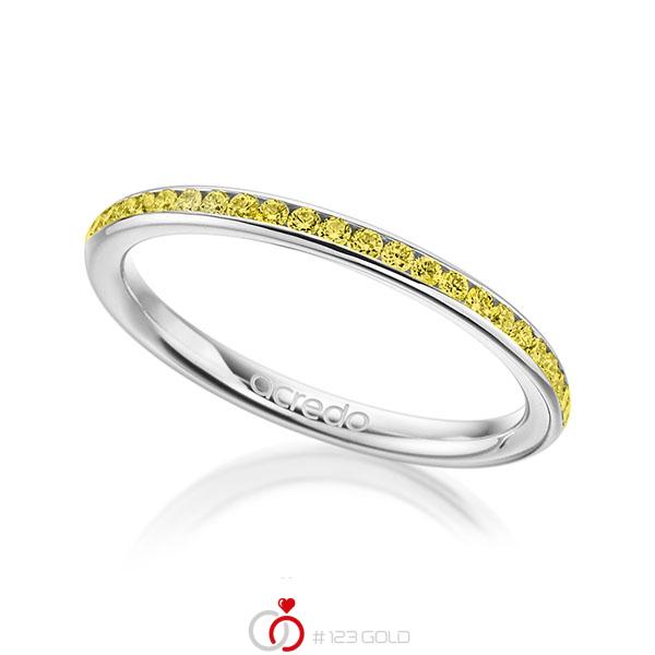 klassischer Memoire-Trauring/Ehering in Weißgold 585 halbausgefasst mit zus. 0,23 ct. Brillant gelb von acredo - A-1658-5 klassischer Memoire-Trauring/Ehering in Weißgold 585 halbausgefasst mit zus. 0,23 ct. Brillant gelb von acredo - A-1658-5