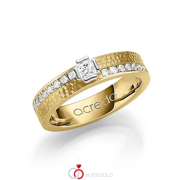 klassischer Trauring/Ehering in Gelbgold 585 gehämmert Struktur mit zus. 0,74 ct. Brillant & Prinzess-Diamant tw, si von acredo - A-1247-8 klassischer Trauring/Ehering in Gelbgold 585 gehämmert Struktur mit zus. 0,74 ct. Brillant & Prinzess-Diamant tw, si von acredo - A-1247-8