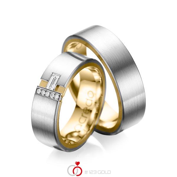 Paar bicolor Trauringe/Eheringe in aussen Graugold 585 , innen Gelbgold 585 mit zus. 0,155 ct. Baguette-Diamant & Brillant tw, vs tw, si von acredo - A-1066-5 Paar bicolor Trauringe/Eheringe in aussen Graugold 585 , innen Gelbgold 585 mit zus. 0,155 ct. Baguette-Diamant & Brillant tw, vs tw, si von acredo - A-1066-5