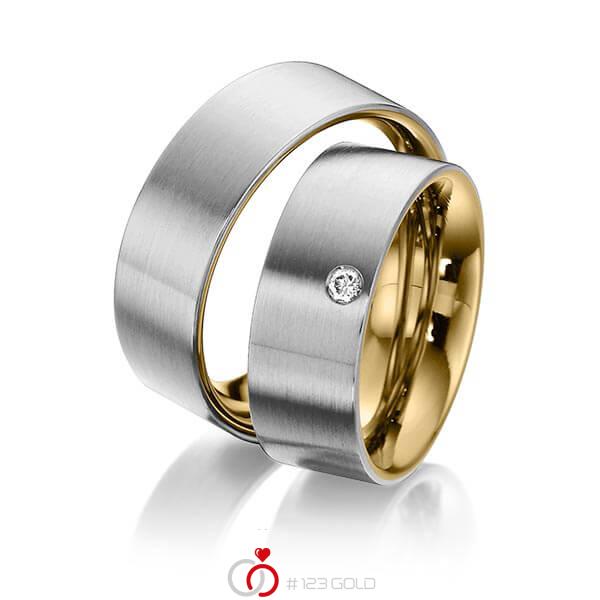 Paar bicolor Trauringe/Eheringe in aussen Graugold dunkel 585 , innen Gelbgold 585 mit zus. 0,05 ct. Brillant tw, si von 123gold - Y-1289-7 Paar bicolor Trauringe/Eheringe in aussen Graugold dunkel 585 , innen Gelbgold 585 mit zus. 0,05 ct. Brillant tw, si von 123gold - Y-1289-7