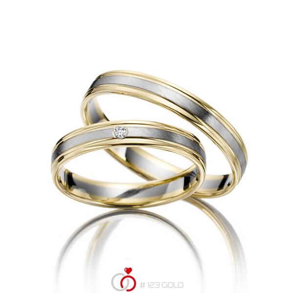 Paar bicolor Trauringe/Eheringe in Gelbgold 375 Weißgold 375 mit zus. 0,02 ct. Brillant tw, si - NP-1187-1 Paar bicolor Trauringe/Eheringe in Gelbgold 375 Weißgold 375 mit zus. 0,02 ct. Brillant tw, si - NP-1187-1
