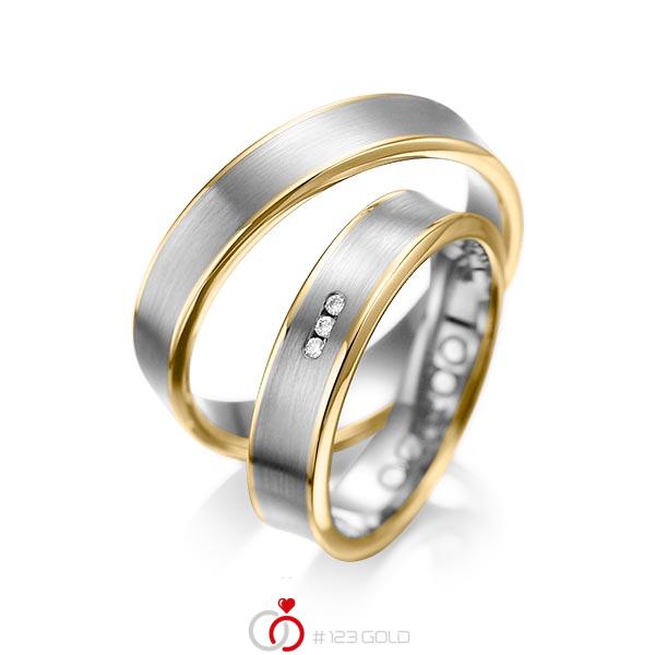 Paar bicolor Trauringe/Eheringe in Gelbgold 585 Graugold 585 mit zus. 0,03 ct. Brillant tw, si von acredo - A-1055-5 Paar bicolor Trauringe/Eheringe in Gelbgold 585 Graugold 585 mit zus. 0,03 ct. Brillant tw, si von acredo - A-1055-5