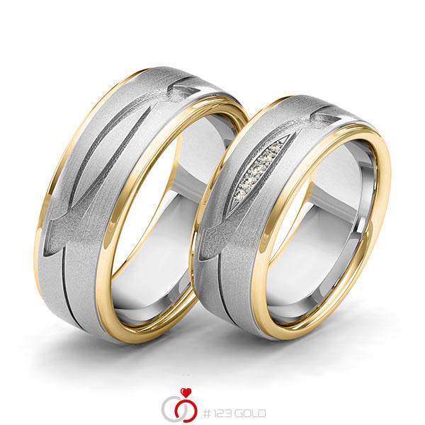 Paar bicolor Trauringe/Eheringe in Gelbgold 585 Weissgold 585 Laser Struktur mit zus. 0,04 ct. Brillant tw, si von 123gold - Y-1402-10 Paar bicolor Trauringe/Eheringe in Gelbgold 585 Weissgold 585 Laser Struktur mit zus. 0,04 ct. Brillant tw, si von 123gold - Y-1402-10