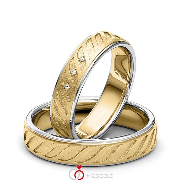 Paar bicolor Trauringe/Eheringe in Graugold 585 Gelbgold 585 Laser Struktur mit zus. 0,015 ct. Brillant tw, si von 123gold - Y-1395-10 Paar bicolor Trauringe/Eheringe in Graugold 585 Gelbgold 585 Laser Struktur mit zus. 0,015 ct. Brillant tw, si von 123gold - Y-1395-10