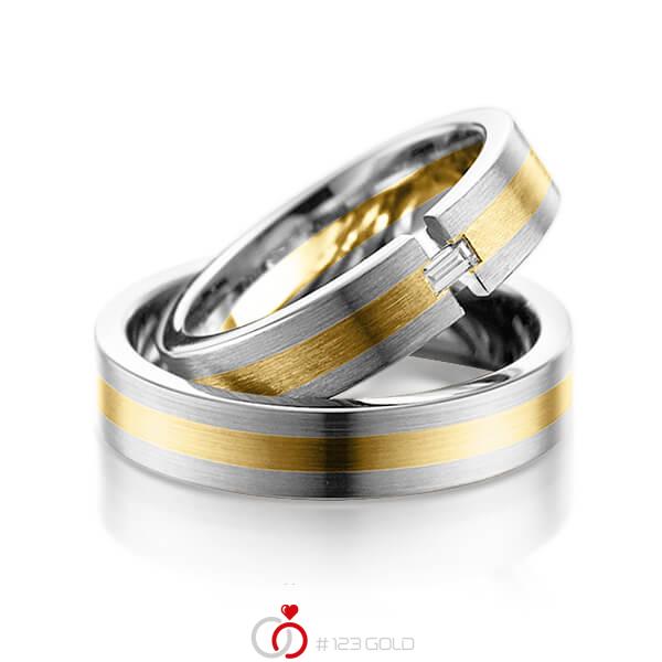 Paar bicolor Trauringe/Eheringe in Graugold dunkel 585 Gelbgold 585 mit zus. 0,05 ct. Baguette-Diamant tw, vs von 123gold - Y-1075-11 Paar bicolor Trauringe/Eheringe in Graugold dunkel 585 Gelbgold 585 mit zus. 0,05 ct. Baguette-Diamant tw, vs von 123gold - Y-1075-11