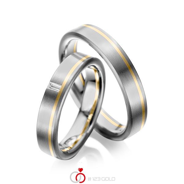 Paar bicolor Trauringe/Eheringe in Graugold dunkel 585 Gelbgold 585 mit zus. 0,05 ct. Baguette-Diamant tw, vs von acredo - A-1022-13 Paar bicolor Trauringe/Eheringe in Graugold dunkel 585 Gelbgold 585 mit zus. 0,05 ct. Baguette-Diamant tw, vs von acredo - A-1022-13