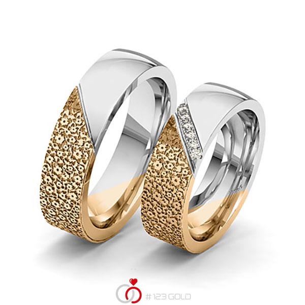 Paar bicolor Trauringe/Eheringe in Roségold 585 Weissgold 585 Laser Struktur mit zus. 0,06 ct. Brillant tw, si von 123gold - Y-1386-3 Paar bicolor Trauringe/Eheringe in Roségold 585 Weissgold 585 Laser Struktur mit zus. 0,06 ct. Brillant tw, si von 123gold - Y-1386-3