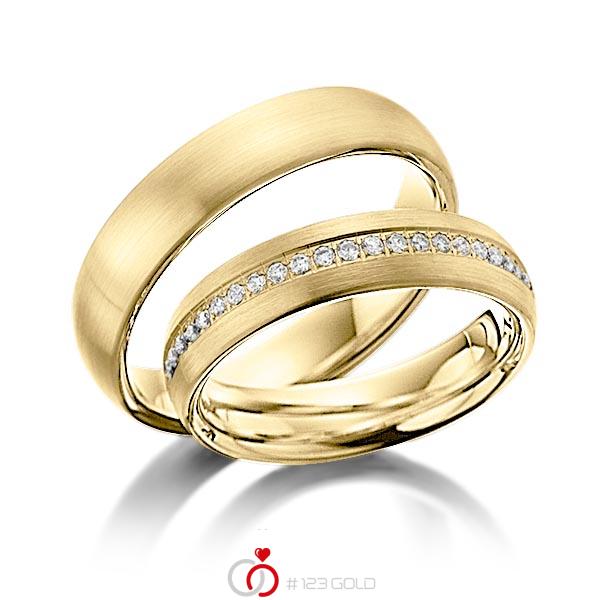 Paar klassische Memoire-Trauringe/Eheringe in außen Gelbgold 585 , innen Gelbgold 585 halbausgefasst mit zus. 0,22 ct. Brillant tw, si von Steinberg - Q-1216-8 Paar klassische Memoire-Trauringe/Eheringe in außen Gelbgold 585 , innen Gelbgold 585 halbausgefasst mit zus. 0,22 ct. Brillant tw, si von Steinberg - Q-1216-8