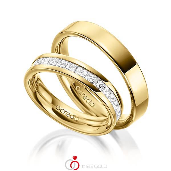 Paar klassische Memoire-Trauringe/Eheringe in aussen Gelbgold 585 , innen Gelbgold 585 halbausgefasst mit zus. 1,05 ct. Prinzess-Diamant tw, si von acredo - A-1533-6 Paar klassische Memoire-Trauringe/Eheringe in aussen Gelbgold 585 , innen Gelbgold 585 halbausgefasst mit zus. 1,05 ct. Prinzess-Diamant tw, si von acredo - A-1533-6