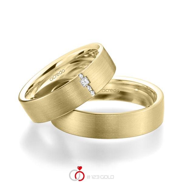Paar klassische Trauringe/Eheringe in aussen Gelbgold 585 , innen Gelbgold 585 mit zus. 0,045 ct. Brillant & Prinzess-Diamant tw, si von acredo - A-1948-6 Paar klassische Trauringe/Eheringe in aussen Gelbgold 585 , innen Gelbgold 585 mit zus. 0,045 ct. Brillant & Prinzess-Diamant tw, si von acredo - A-1948-6