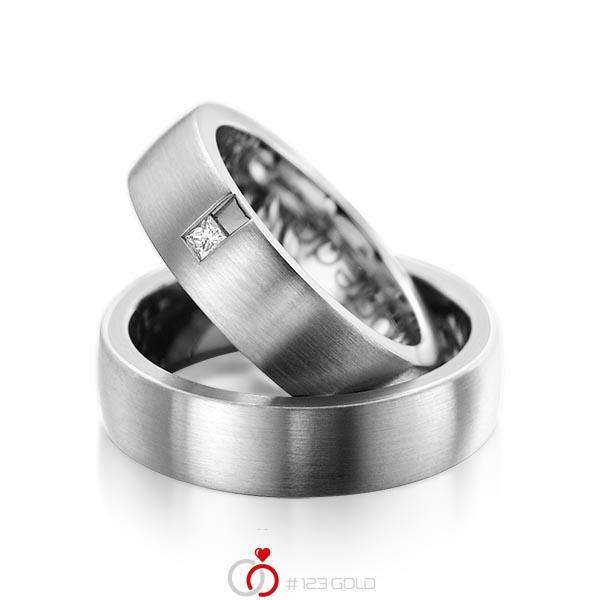 Paar klassische Trauringe/Eheringe in außen Graugold 585 , innen Graugold 585 mit zus. 0,06 ct. Prinzess-Diamant tw, si von acredo - A-1091-4 Paar klassische Trauringe/Eheringe in außen Graugold 585 , innen Graugold 585 mit zus. 0,06 ct. Prinzess-Diamant tw, si von acredo - A-1091-4