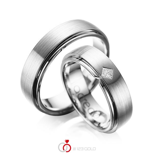 Paar klassische Trauringe/Eheringe in aussen Graugold 585 , innen Graugold 585 mit zus. 0,1 ct. Prinzess-Diamant tw, si von acredo - A-1061-11 Paar klassische Trauringe/Eheringe in aussen Graugold 585 , innen Graugold 585 mit zus. 0,1 ct. Prinzess-Diamant tw, si von acredo - A-1061-11