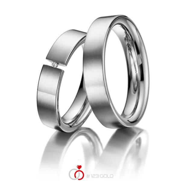 Paar klassische Trauringe/Eheringe in Edelstahl mit zus. 0,015 ct. Brillant tw, si von 123gold - E-2024-1 Paar klassische Trauringe/Eheringe in Edelstahl mit zus. 0,015 ct. Brillant tw, si von 123gold - E-2024-1
