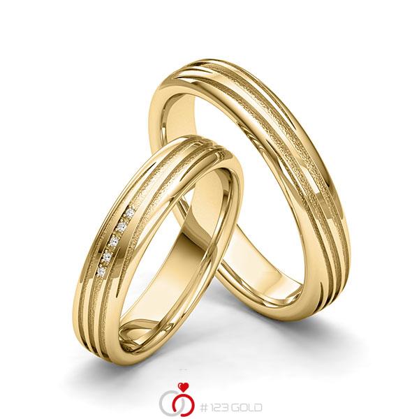 Paar klassische Trauringe/Eheringe in Gelbgold 585 Laser Struktur mit zus. 0,025 ct. Brillant tw, si von 123gold - Y-1398-4 Paar klassische Trauringe/Eheringe in Gelbgold 585 Laser Struktur mit zus. 0,025 ct. Brillant tw, si von 123gold - Y-1398-4