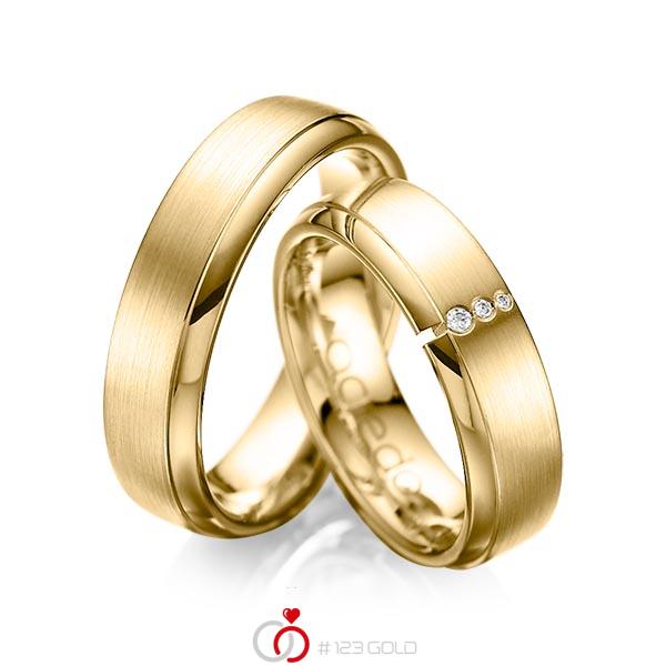 Paar klassische Trauringe/Eheringe in Gelbgold 585 mit zus. 0,03 ct. Brillant tw, si von acredo - A-1067-9 Paar klassische Trauringe/Eheringe in Gelbgold 585 mit zus. 0,03 ct. Brillant tw, si von acredo - A-1067-9