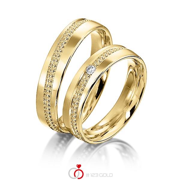Paar klassische Trauringe/Eheringe in Gelbgold 585 mit zus. 0,03 ct. Brillant tw, si von acredo - S-1139-3 Paar klassische Trauringe/Eheringe in Gelbgold 585 mit zus. 0,03 ct. Brillant tw, si von acredo - S-1139-3