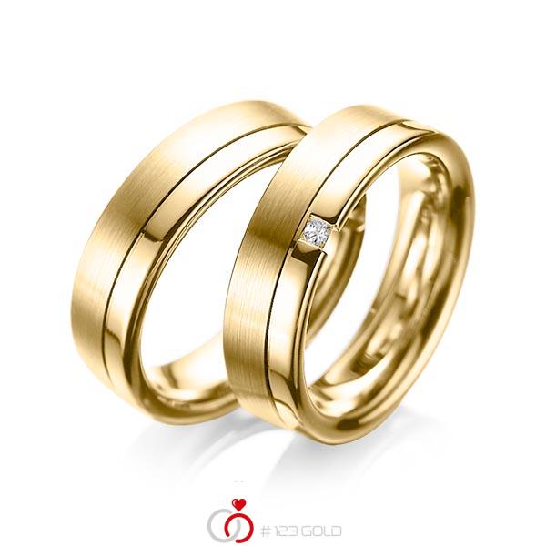 Paar klassische Trauringe/Eheringe in Gelbgold 585 mit zus. 0,04 ct. Prinzess-Diamant tw, si von acredo - A-1064-10 Paar klassische Trauringe/Eheringe in Gelbgold 585 mit zus. 0,04 ct. Prinzess-Diamant tw, si von acredo - A-1064-10