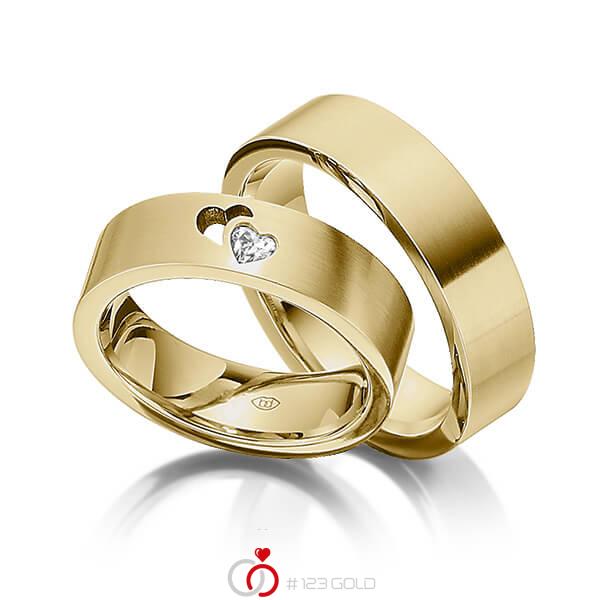 Paar klassische Trauringe/Eheringe in Gelbgold 585 mit zus. 0,1 ct. Herz-Diamant tw, vs von 123gold - Y-1336-2 Paar klassische Trauringe/Eheringe in Gelbgold 585 mit zus. 0,1 ct. Herz-Diamant tw, vs von 123gold - Y-1336-2