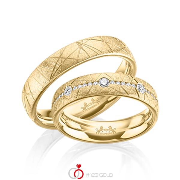 Paar klassische Trauringe/Eheringe in Gelbgold 585 mit zus. 0,22 ct. Brillant tw, si von Steinberg - Q-1566-1 Paar klassische Trauringe/Eheringe in Gelbgold 585 mit zus. 0,22 ct. Brillant tw, si von Steinberg - Q-1566-1